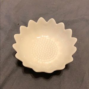 Flower jewelry holder